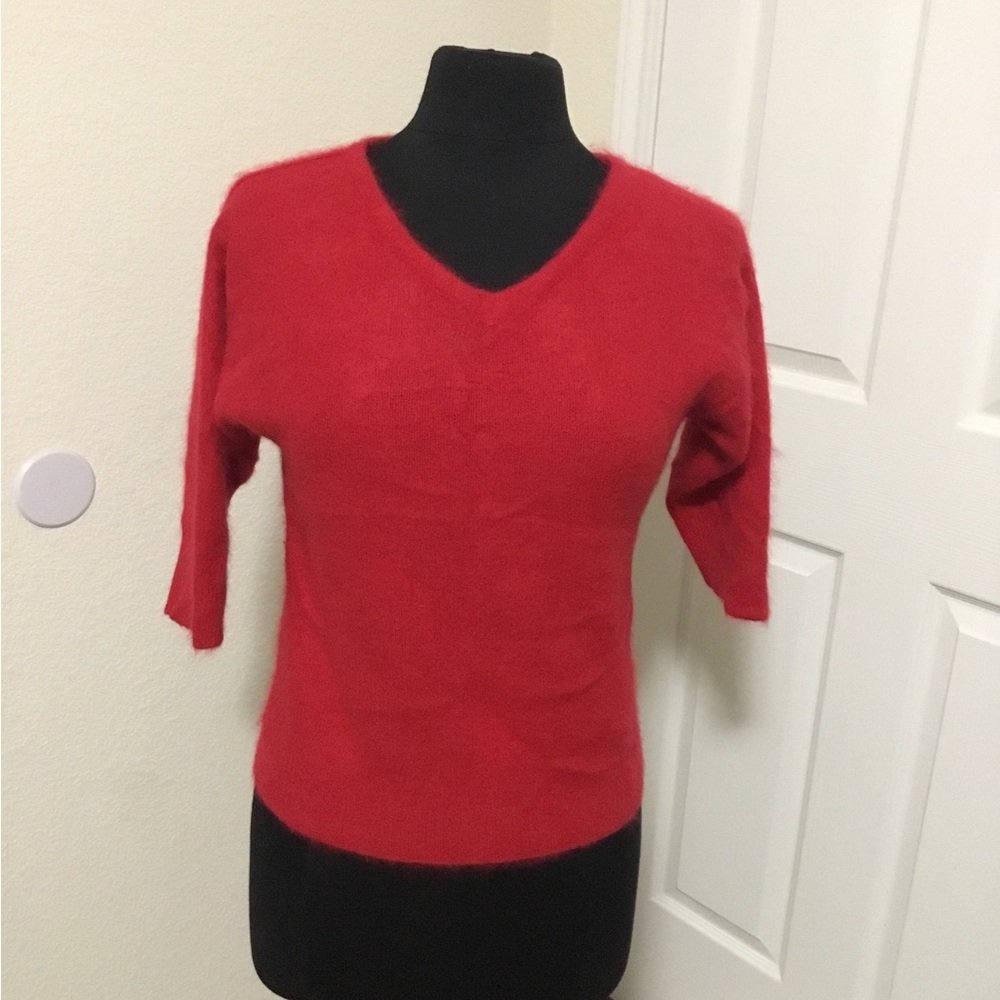 Rafique sweater, 3/4 sleeve, 50% Angora hair, 50% Lambswool. Size L